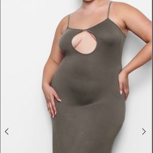 SKIMS Sleep Keyhole Dress  * Color no longer available*  Color is Peach